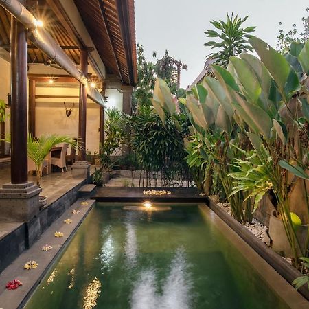 Bidadari Villa Seminyak  Exterior photo