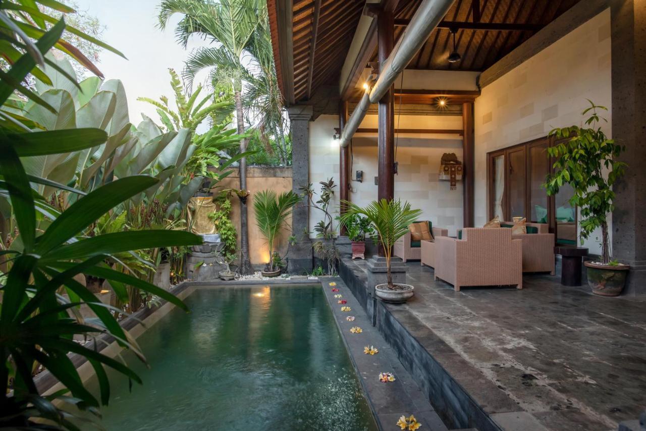 Bidadari Villa Seminyak  Exterior photo
